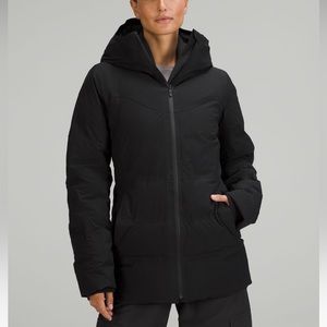 Like new! Lululemon Sleet Street Jacket - Size 8